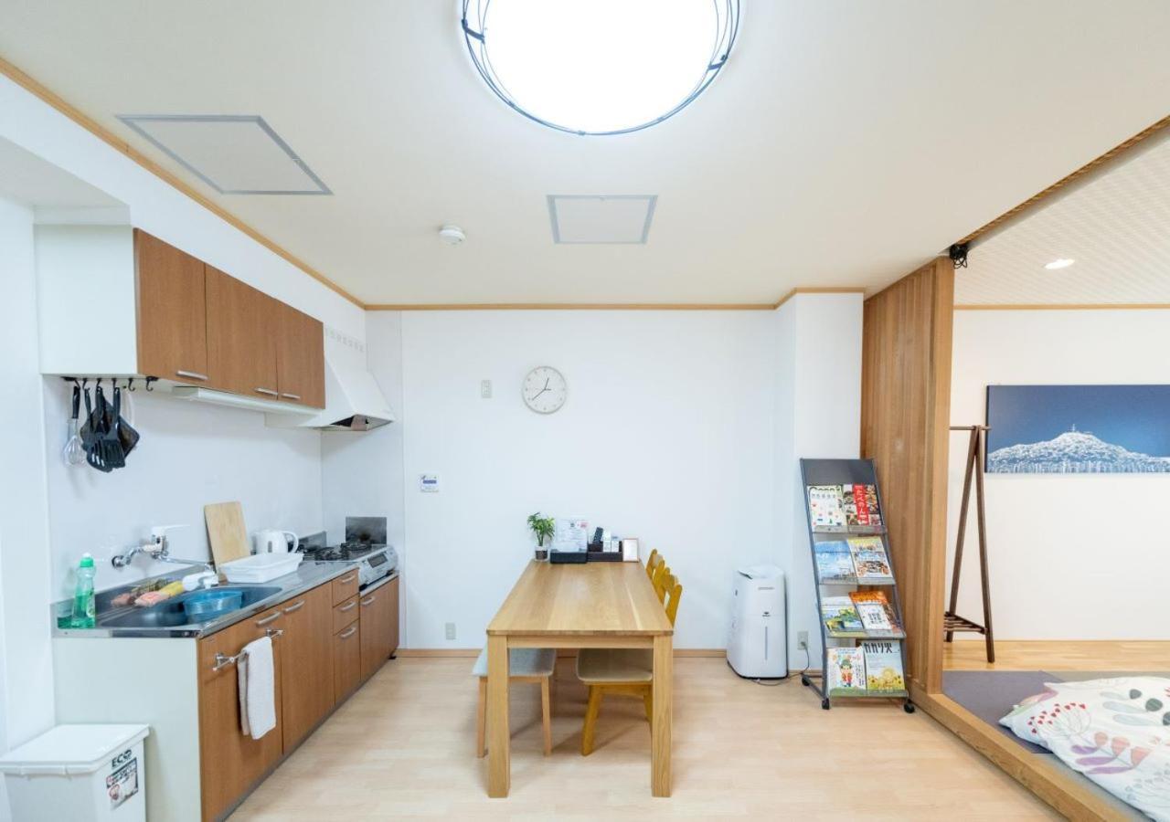 Hostel Paq Tokushima Exterior photo